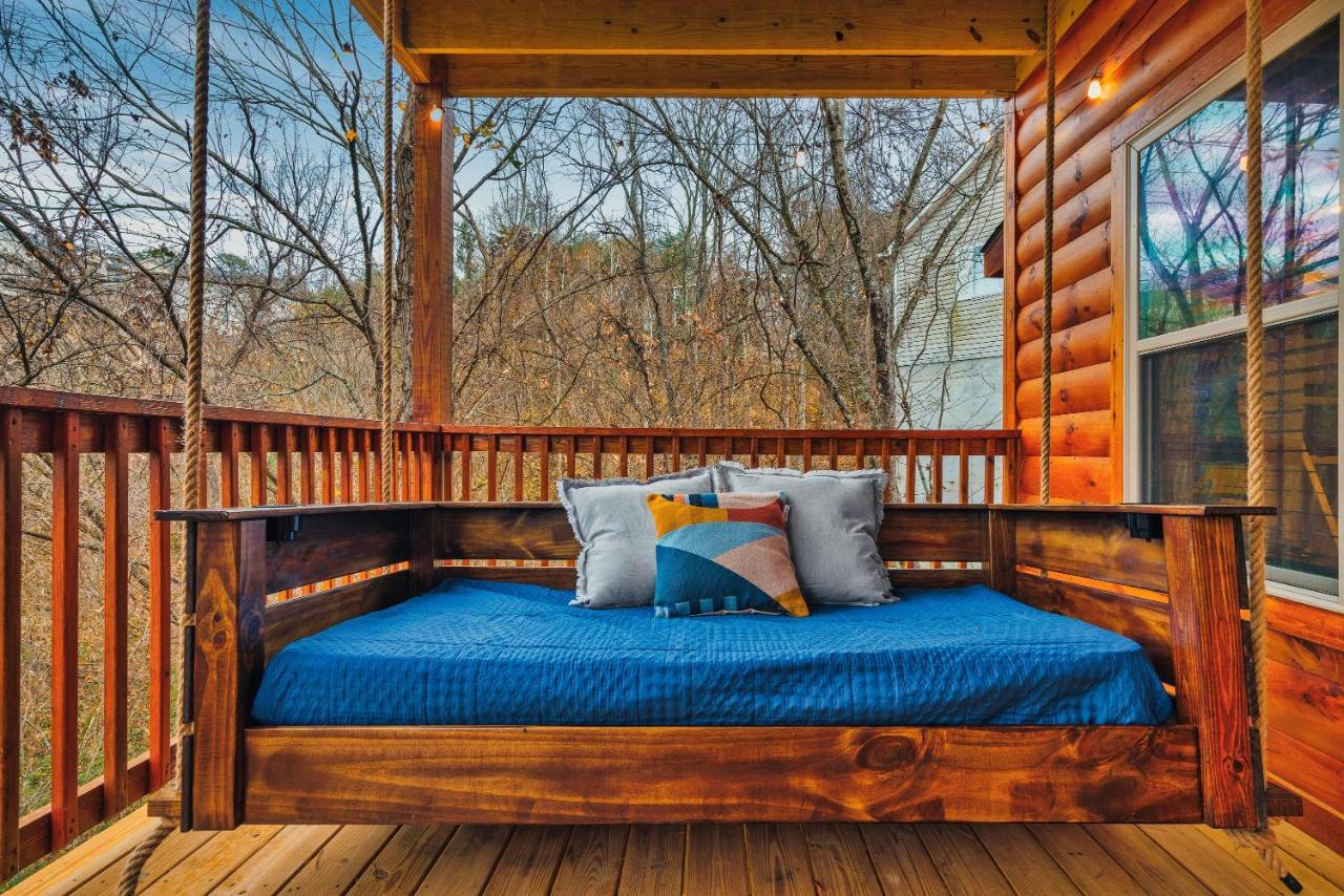 Mountains R Calling, Cozy Hideaway, King Beds, Hot-Tub, Arcade, Ev Ready Pigeon Forge Exterior photo